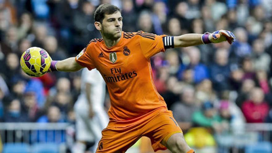 Casillas, durante el partido.