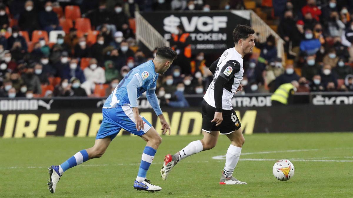 Hugo Guillamón en el partido contra el Rayo Vallecano