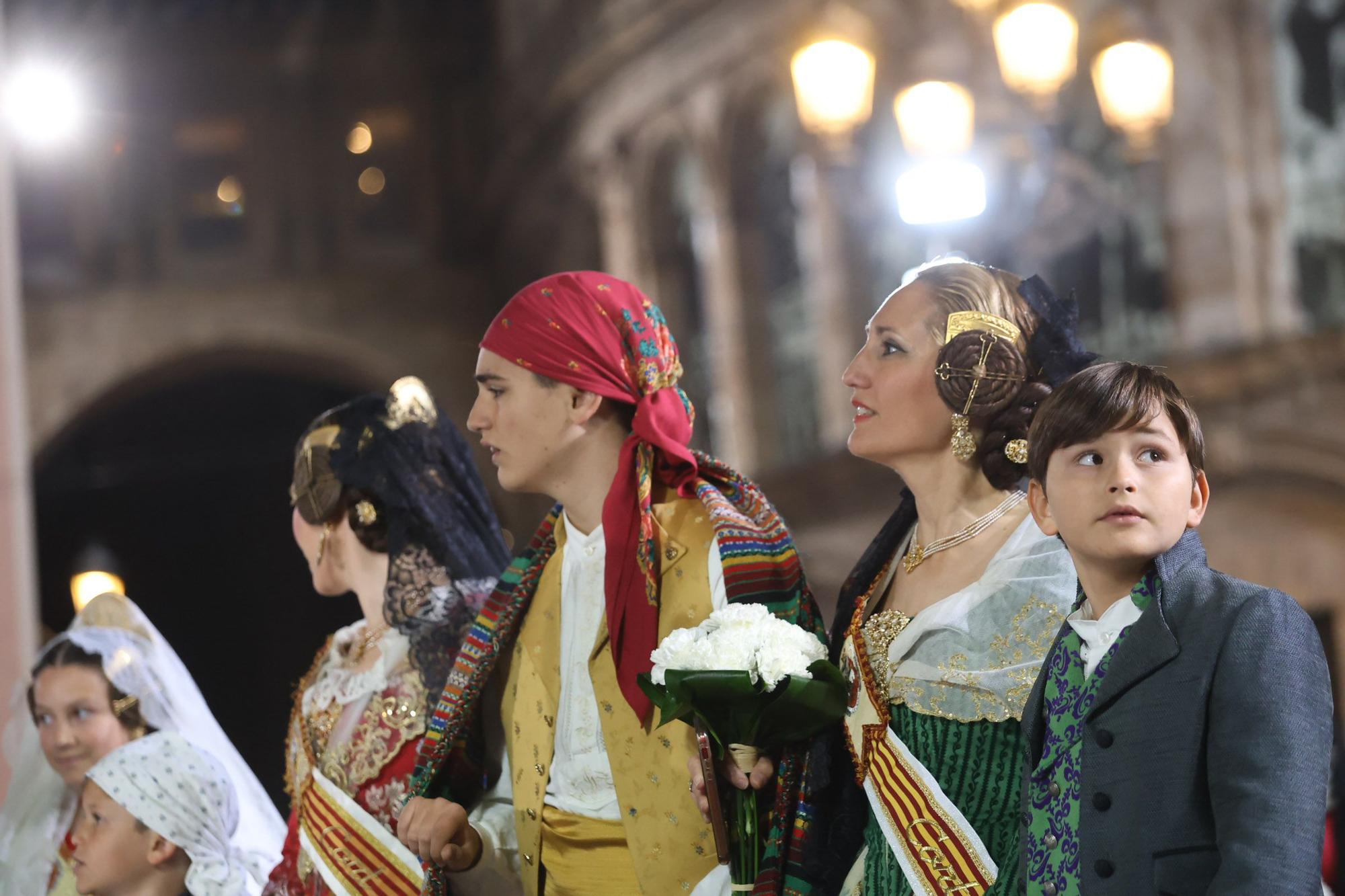 Búscate en el segundo día de la Ofrenda en la calle San Vicente entre las 21 y las 22 horas