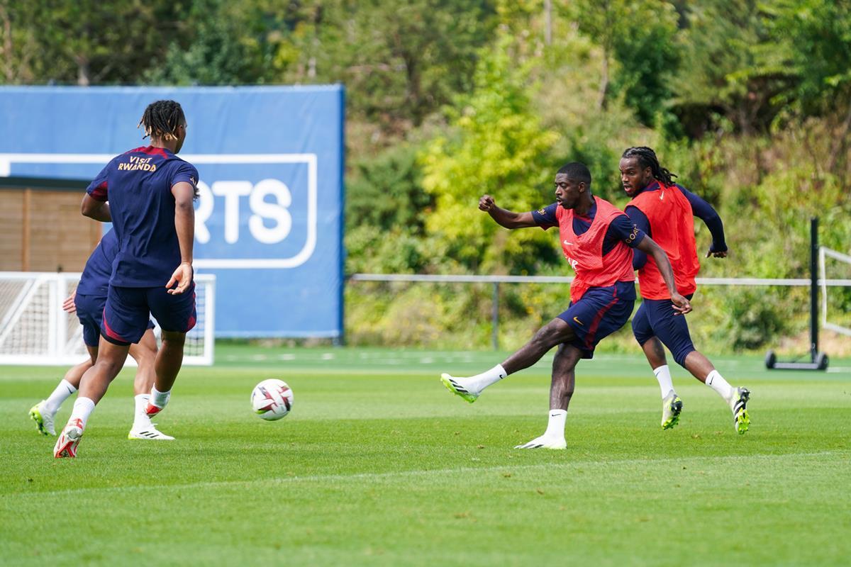 El PSG presume del retorno de Mbappé... ¡en el estreno de Dembélé con el grupo! El PSG presume del retorno de Mbappé... ¡en el estreno de Dembélé con el grupo!