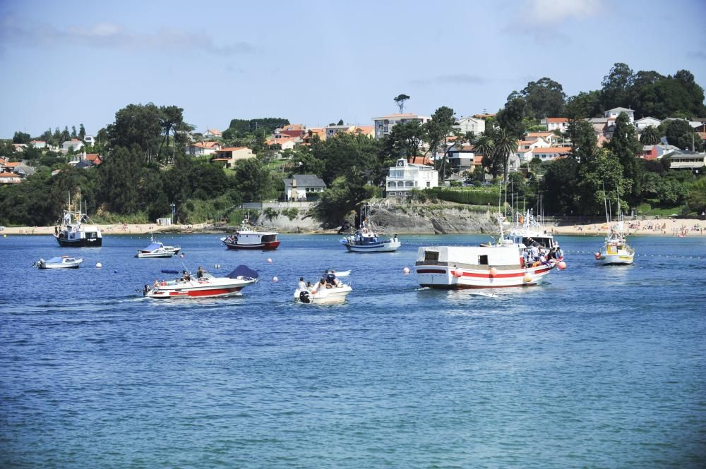 Procesión marítima en las fiestas de Mera