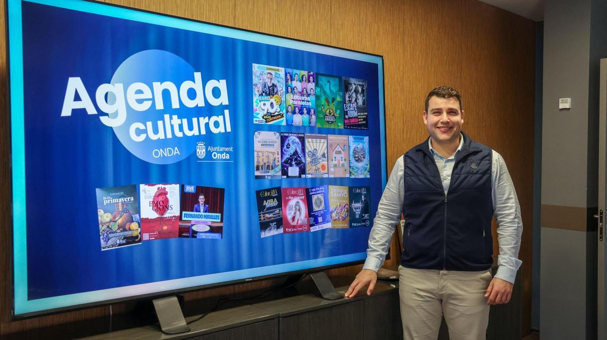 El regidor Cultura i Joventut d'Onda, Daniel Álvaro, ha estat l'encarregat de presentar la programació cultural de primavera.