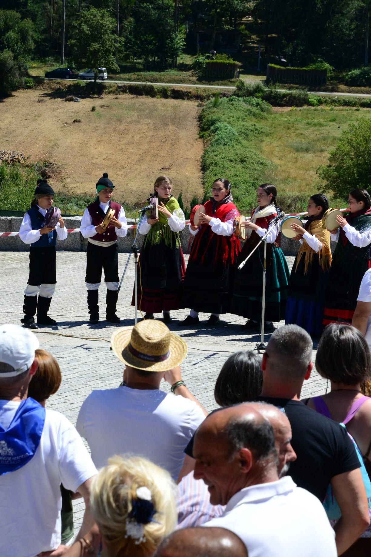 As celebracións do Día de Santiago en Ermelo, "berce do Morrazo"
