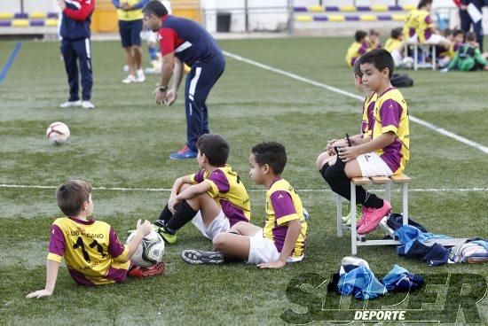 FÚTBOL BASE: Un día en Los Silos