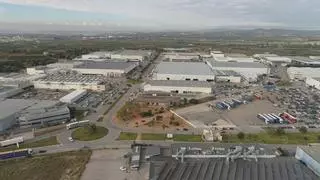 La industria auxiliar, prudente ante el retraso eléctrico de Ford Almussafes