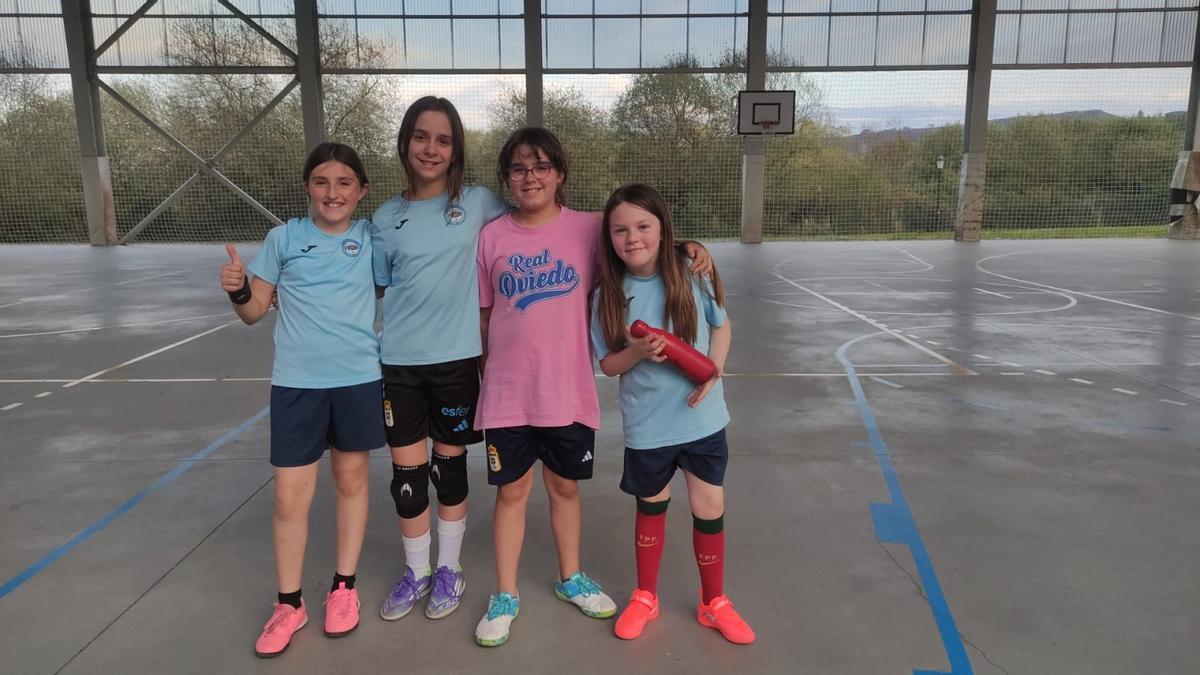 Por la izquierda, Candela Gavilán, Tania Cordera, Daniela Pérez y Luján Menéndez.