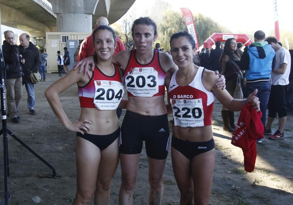 El atleta de San Paio superó un intenso duelo con Alejandro Fernández - La olímpica del Comesaña frenó a Ester Navarrete