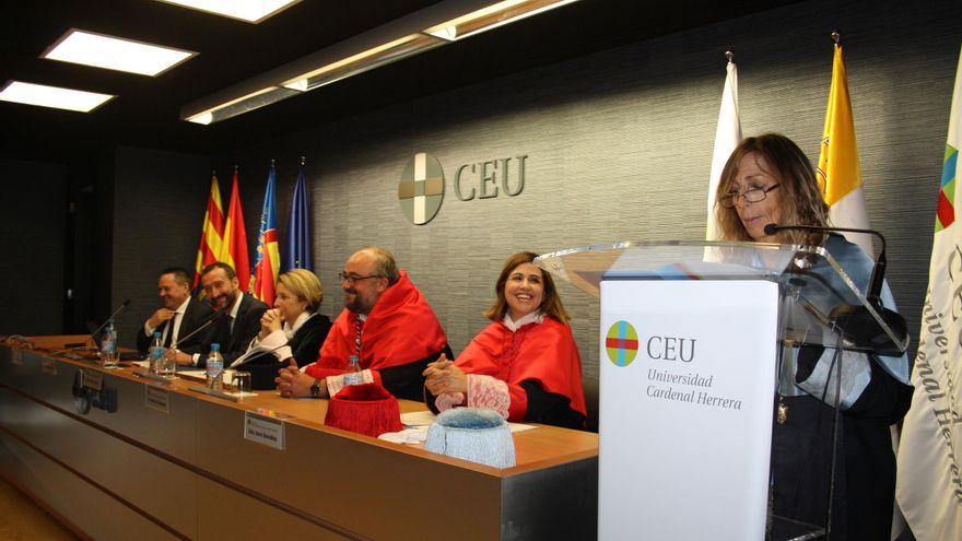 Un estudio del CEU de Elche destaca la importancia de la interacción en el aprendizaje del español