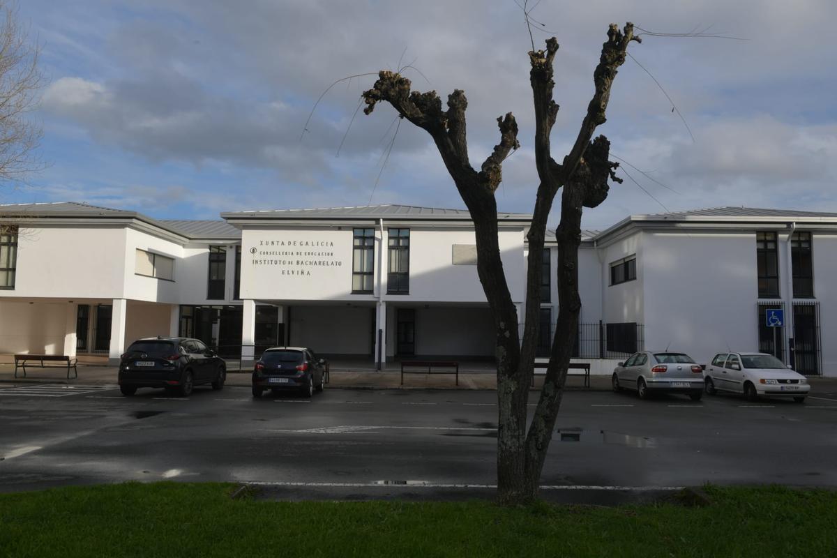 Medio centenar de alumnos afectados por un brote de gastroenteritis en el IES de Elviña en A Coruña