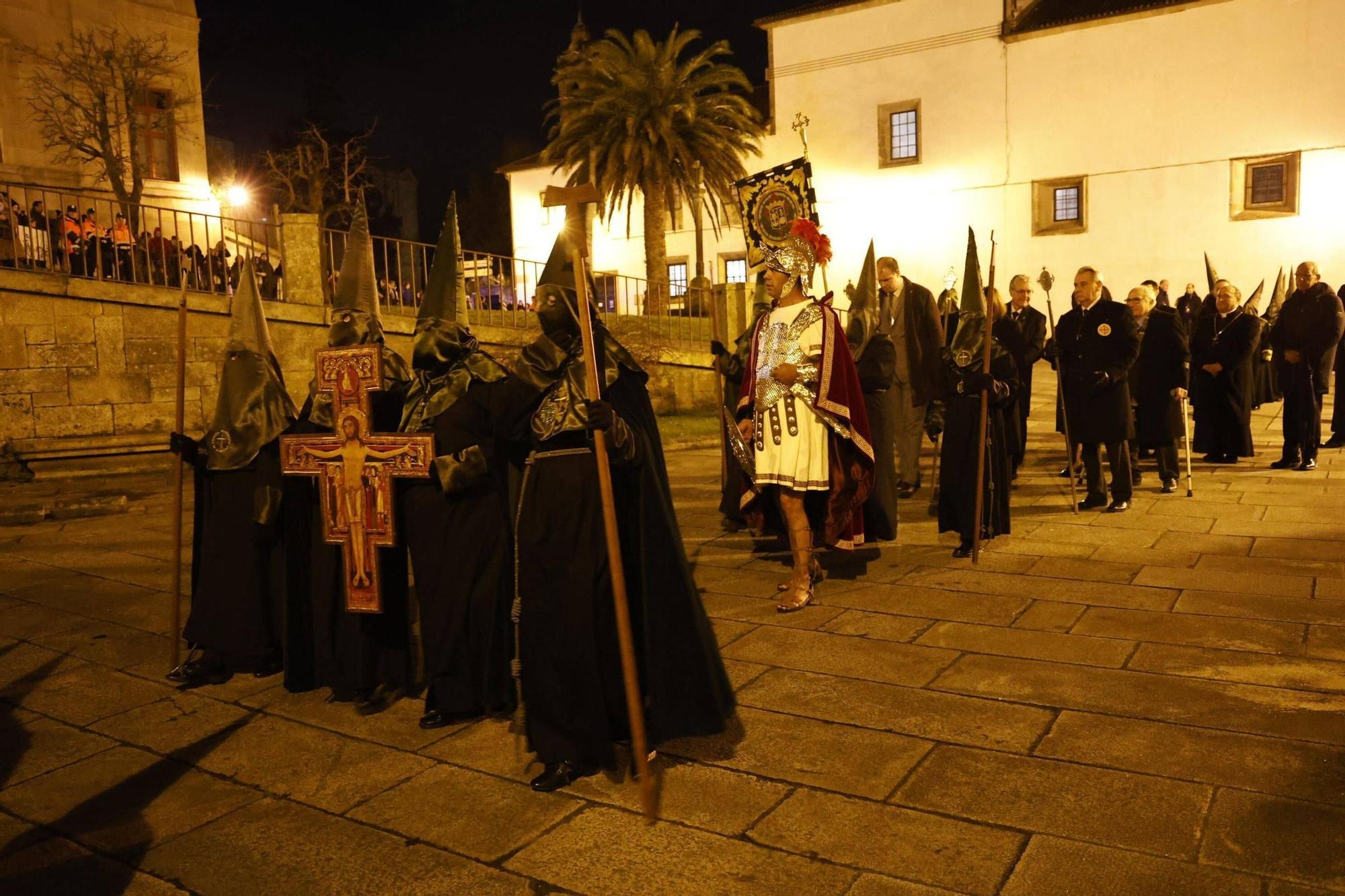 La procesión de la Oración no Horto das Oliveiras e Prendemento en San Francisco