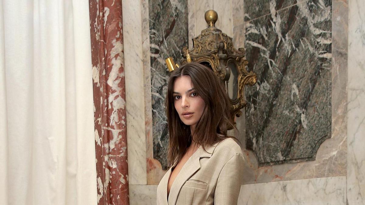 Emily Ratajkowski no quiso perderse el desfile de Jacquemus