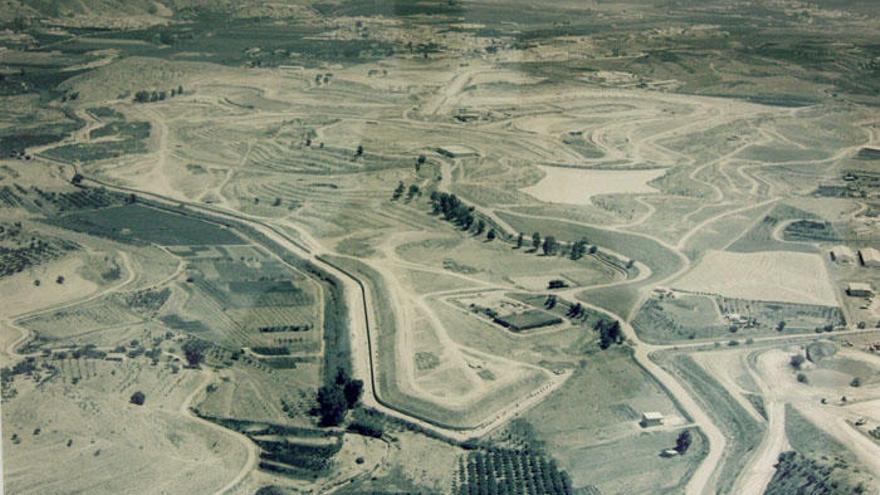 Las obras de urbanización de los terrenos en la finca de El Ciprés, en 1991.