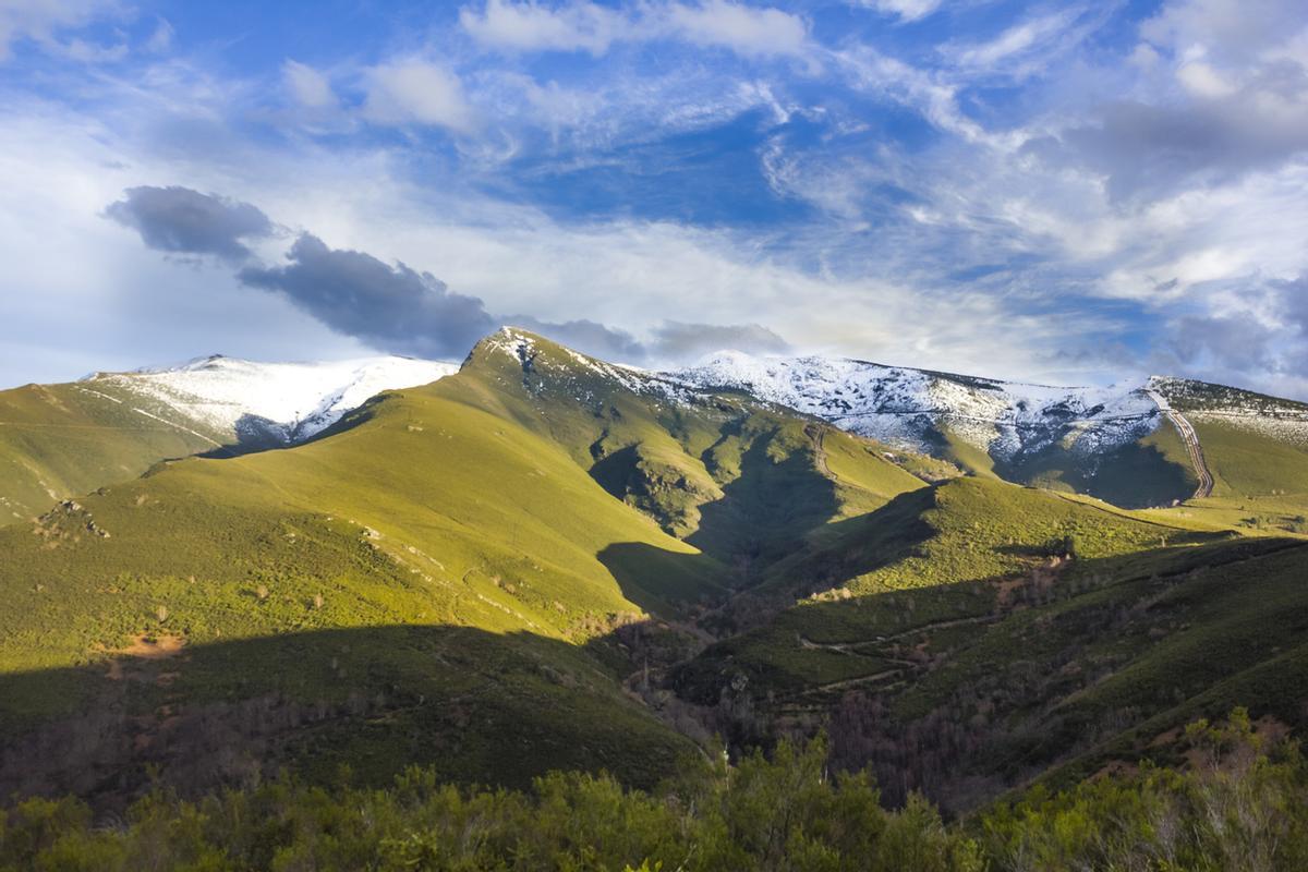 Vista panorámica del paisaje de la Serra de Courel