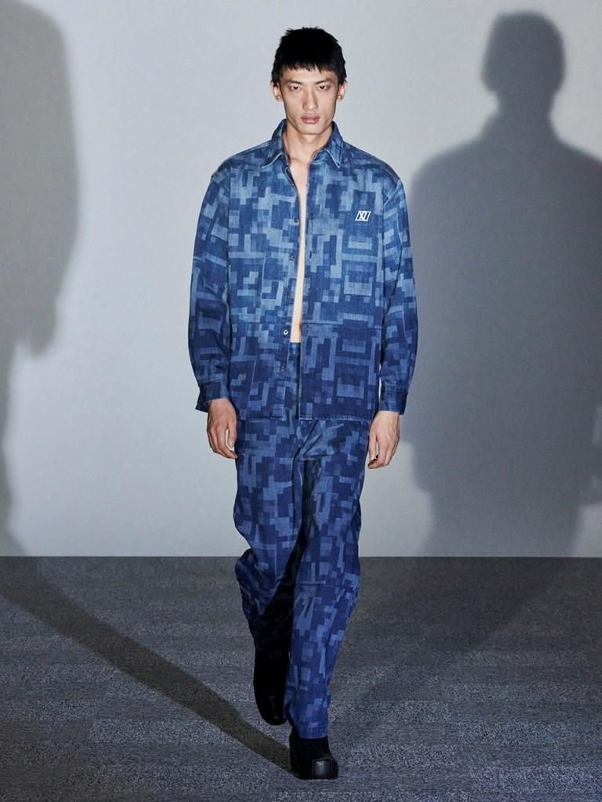 Xander Zhou