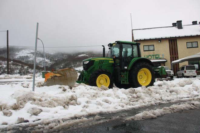 La nieve vuelve a conquistar Sanabria.