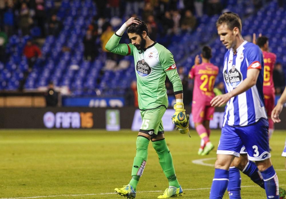 El Dépor cae en Riazor ante Las Palmas