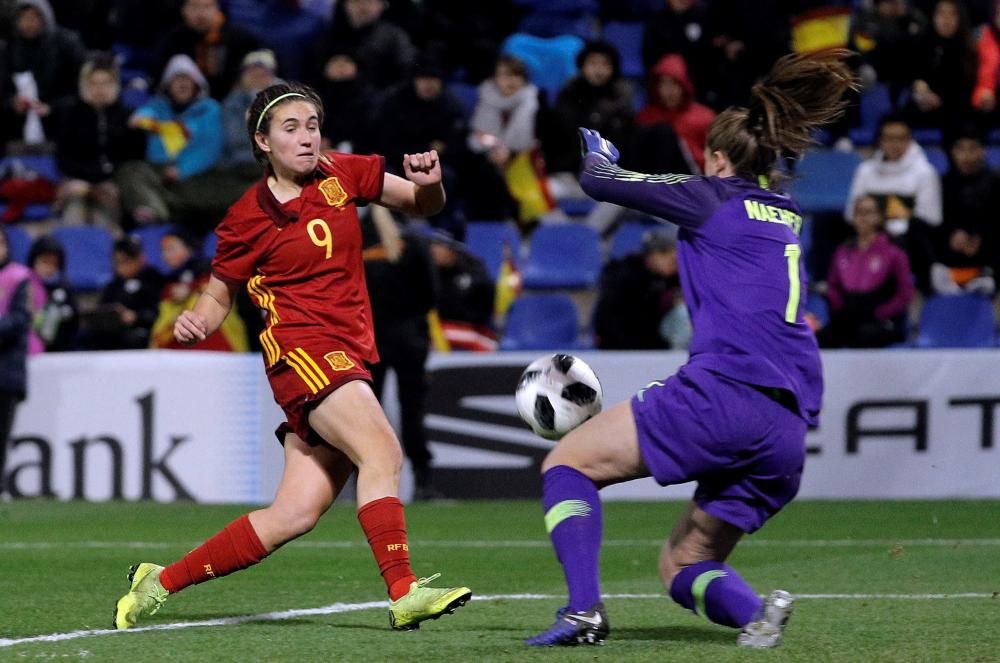 El Rico Pérez registra récord de asistencia a un partido de la selección femenina de fútbol