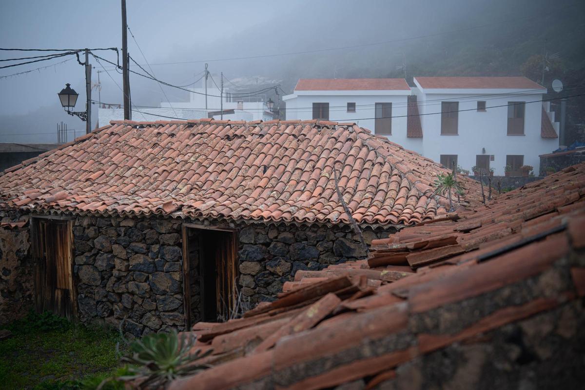 La vida en Chirche (Guía de Isora), uno de los pueblos de la Tenerife vaciada