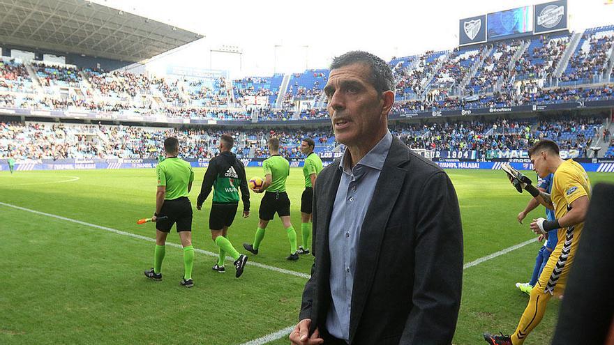 El entrenador del Málaga CF, Juan Ramón López Muñiz, no quedó nada satisfecho tras el partido con el Extremadura.