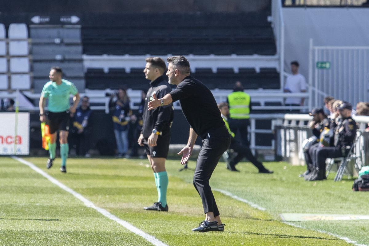 Burgos-Córdoba CF | Las imágenes del partido de LaLiga Hypermotion
