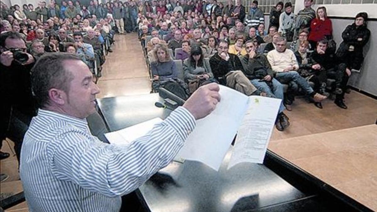 Indignación 8 Asamblea de afectados por el bloqueo de las cuentas