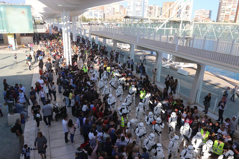 Tercer desfile de la Legión 501 por Málaga