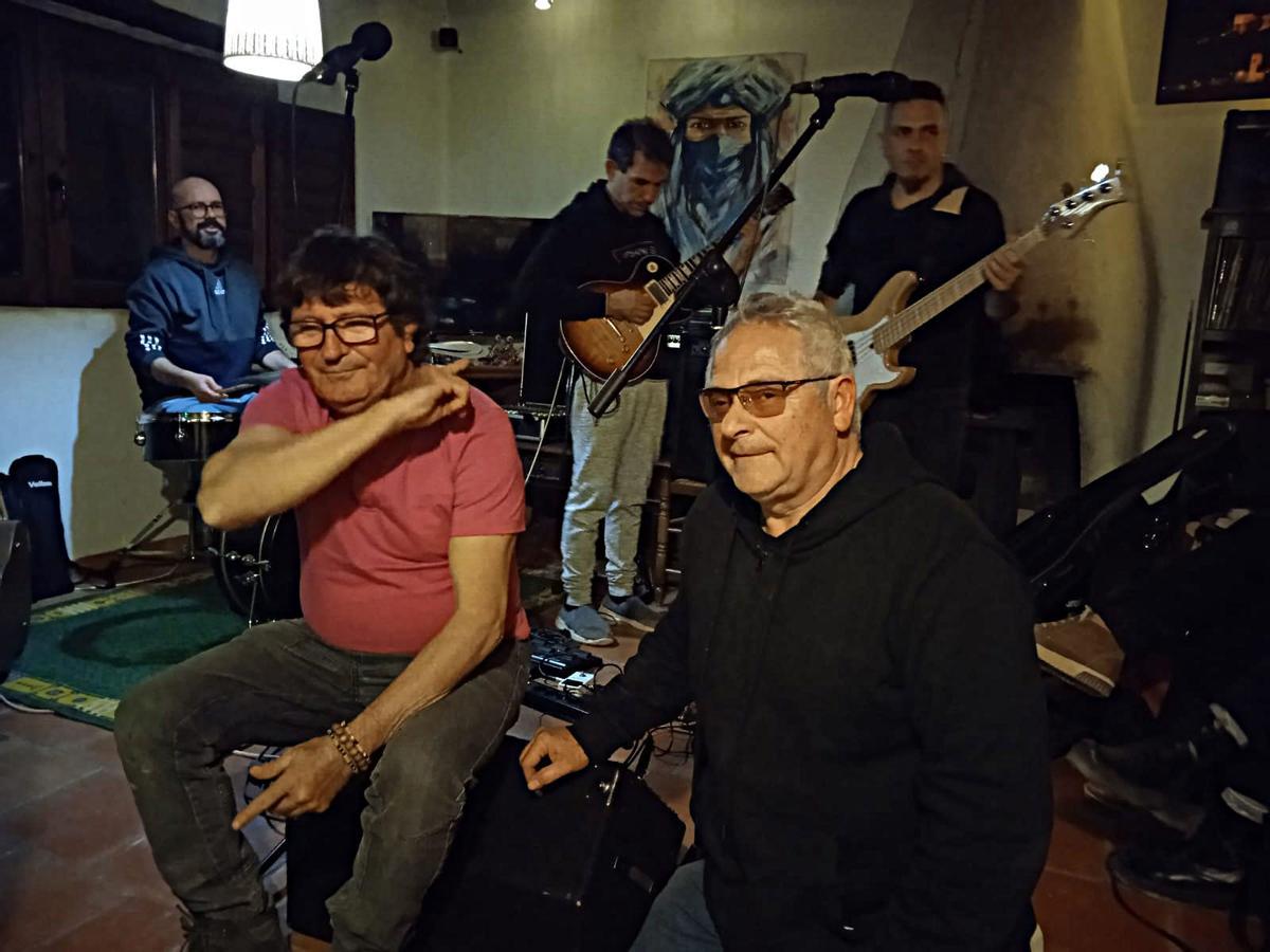 ‘La Banda del Papi’ está integrada por julio Gutiérrez Panea, Sebastián Mula, Daniel Ruiz, Juan Montañés y Tomás Morales.