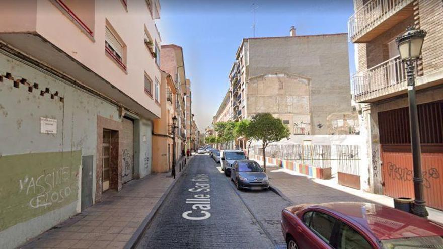 Un detenido en Zaragoza por agredir a otro hombre, que se resistió a la policía