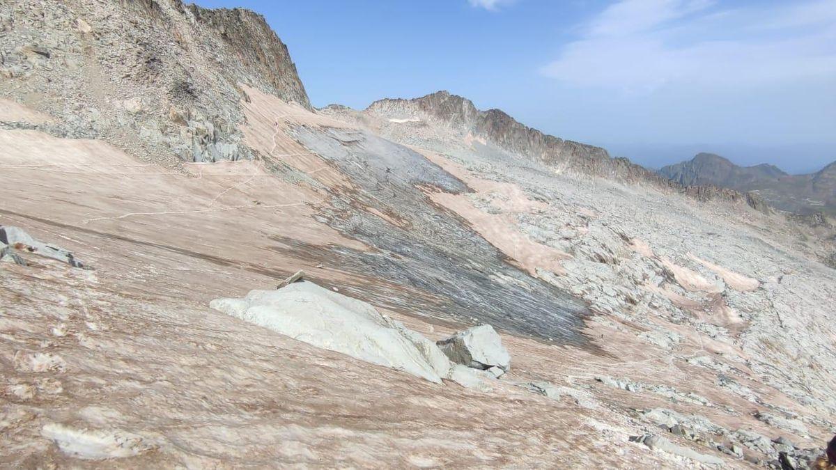 Una imagen del glaciar del Aneto.