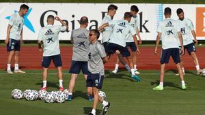 La petició per vacunar La Roja es va enviar oficialment dos dies abans del positiu de Busquets