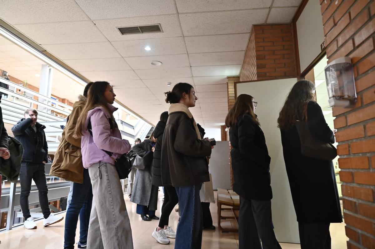 En imágenes I Oposiciones de Enfermería en Aragón