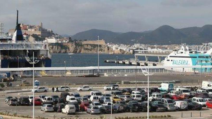 Retraso de una hora de un barco en la segunda jornada de paro de la estiba