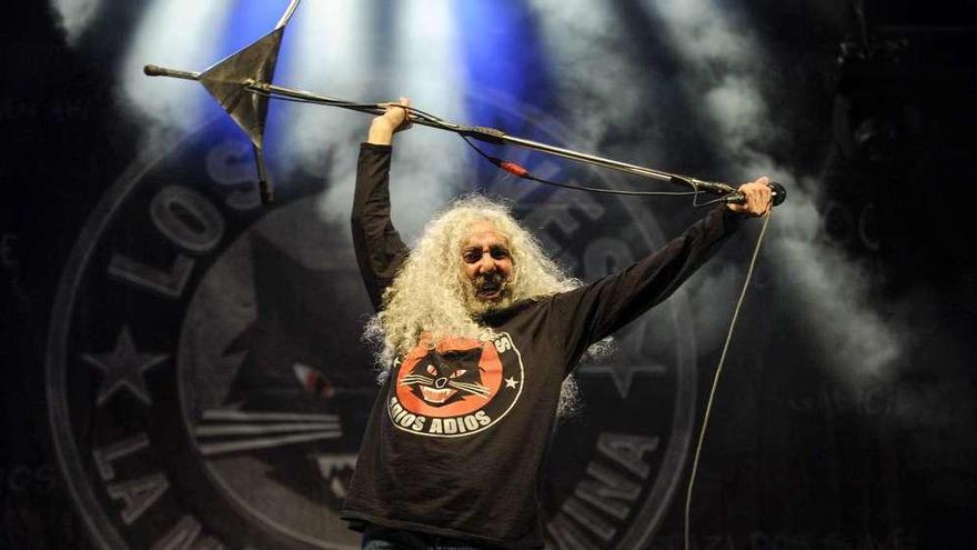 Yosi Domínguez durante el concierto que la banda ofreció en el festival Derrame Rock en Ourense, en 2015. // Brais Lorenzo