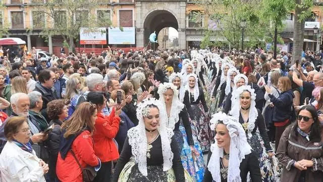 Las Hogueras de Alicante conquistan Toledo