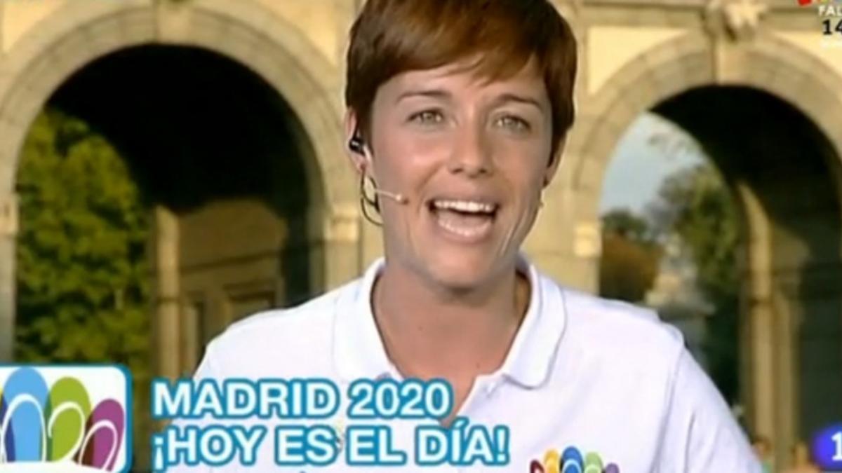 Marta Solano achicharrada por los focos en el especial de Madrid 2020