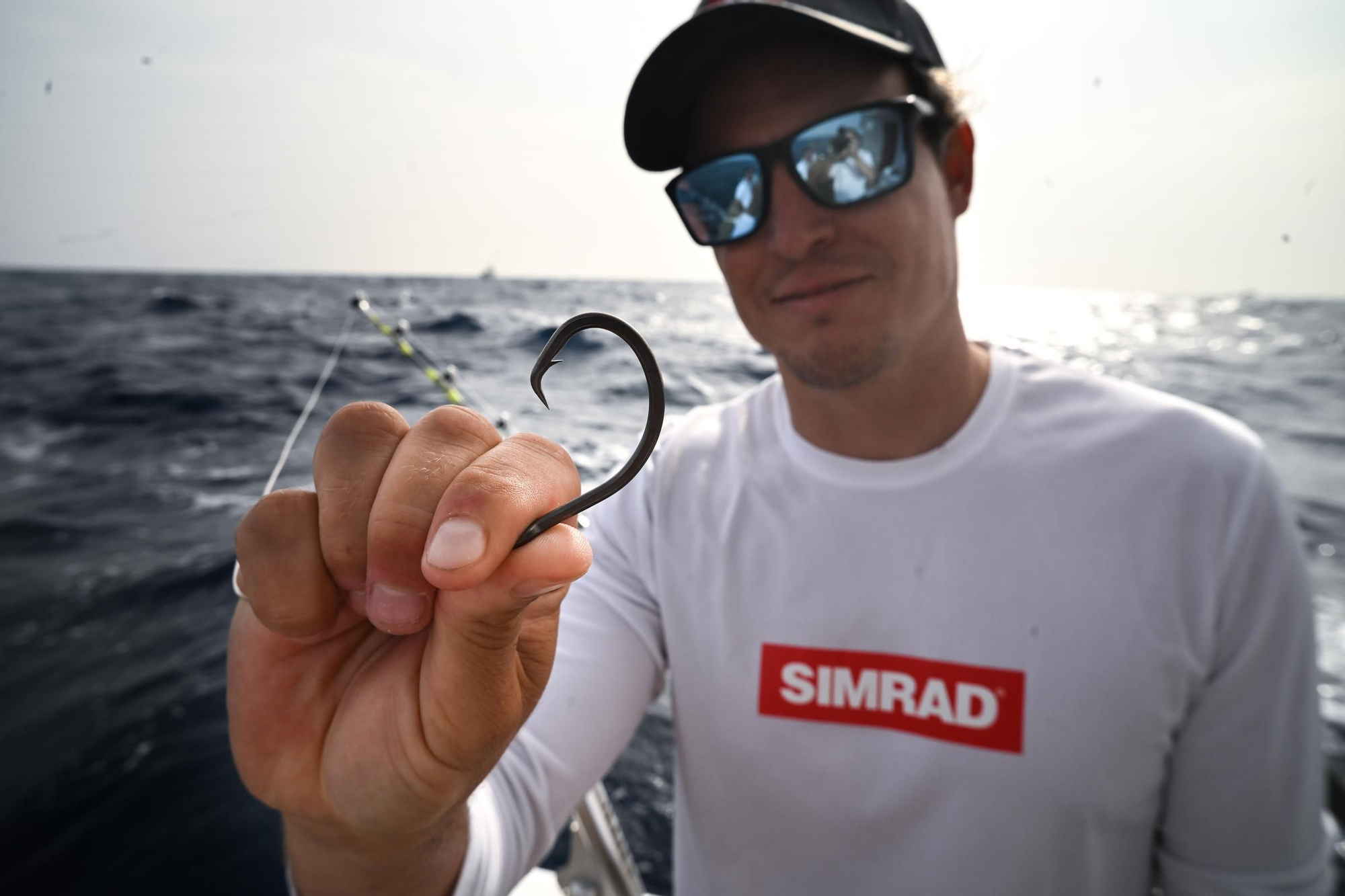 Un día a bordo del Artic pescando atunes rojos para marcarlos con GPS