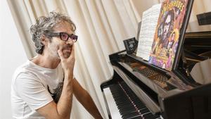 James Rhodes, en una imagen promocional de su libro ’Playlist. Rebeldes y revolucionarios de la música’