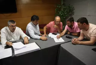 O Salnés cerrará el grifo por las noches si persiste el elevado consumo de agua