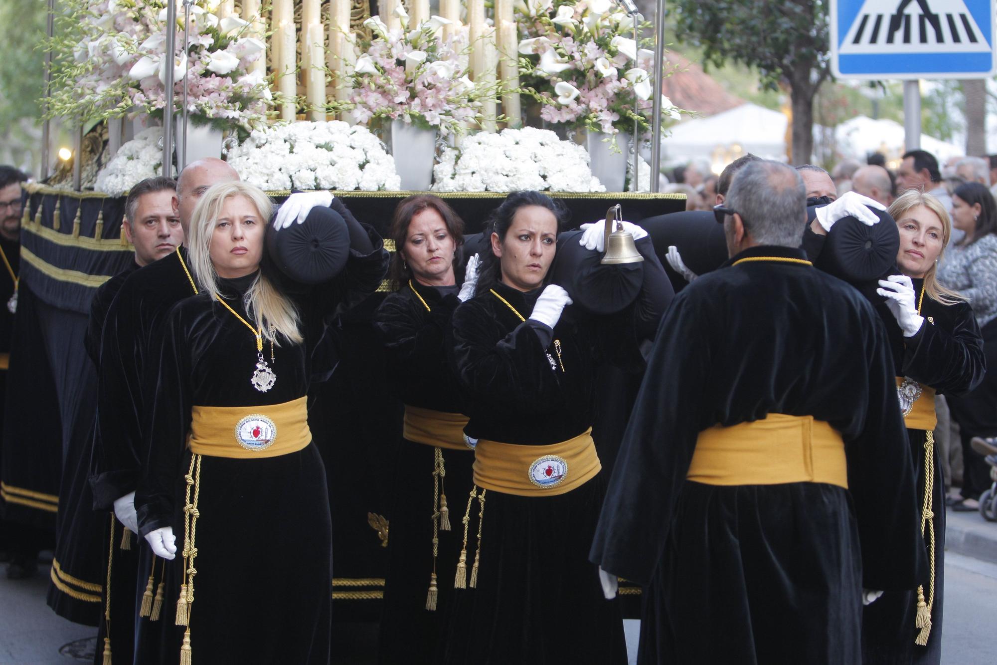 Las imágenes de las últimas procesiones de Viernes Santo en el Port de Sagunt.