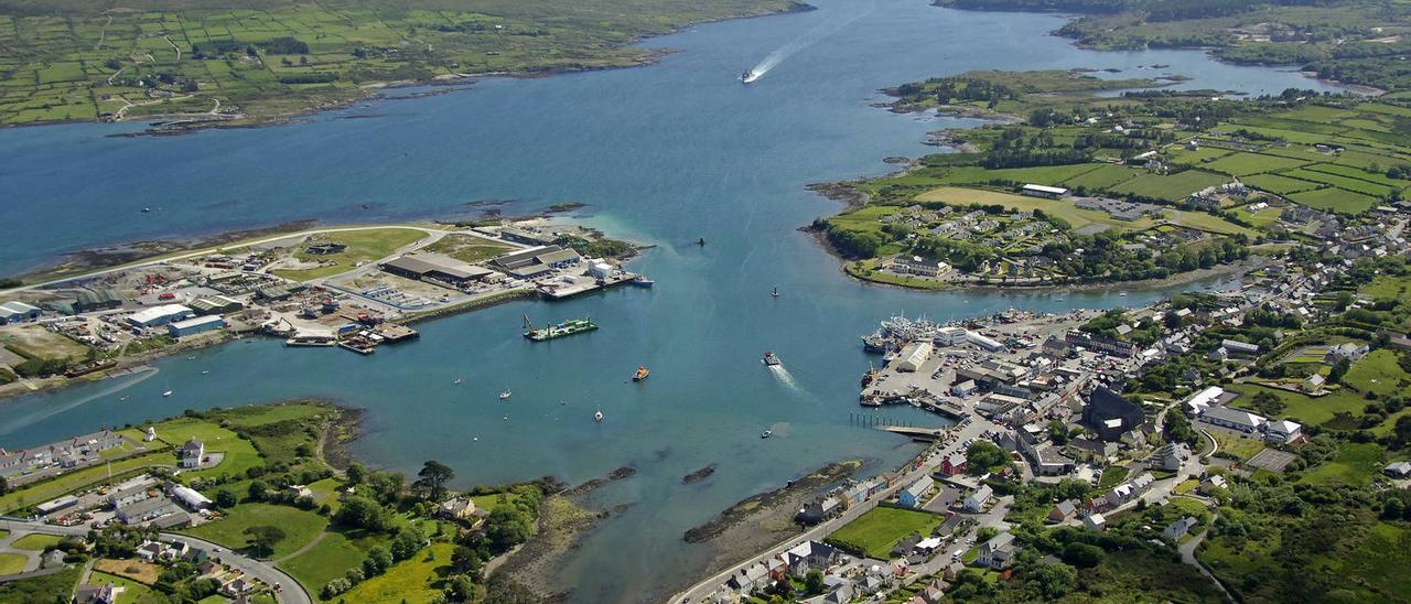 Vista aérea de Castletownbere, Irlanda