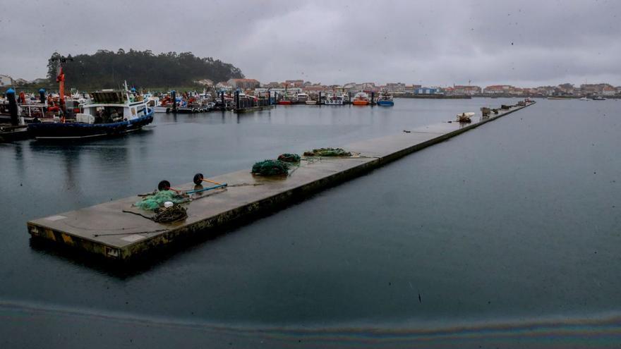 A Illa retoma la petición de un dique de abrigo para O Xufre ante la “inutilidad” del actual