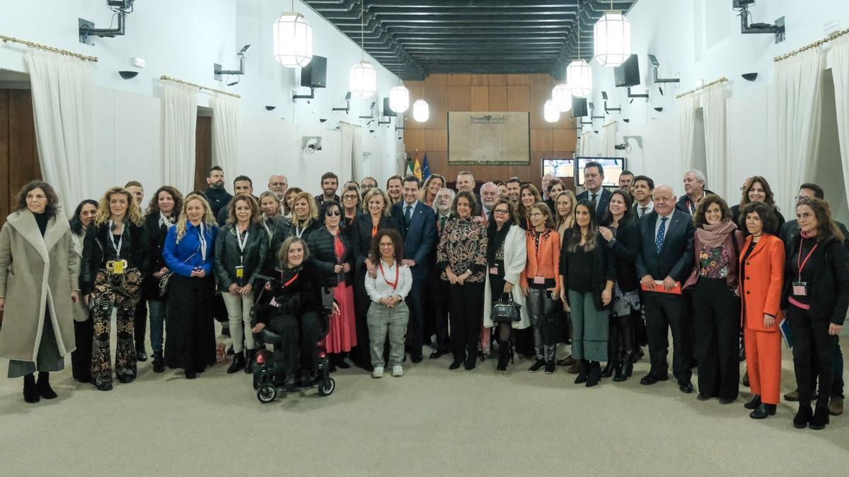 Acto de aprobación de la nueva Ley de Atención Temprana en Andalucía