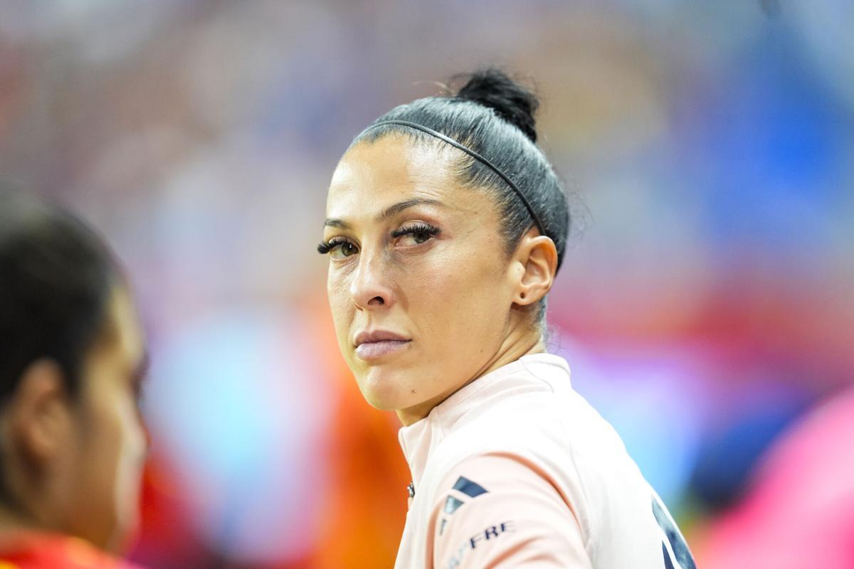 Jenni Hermoso denuncia acoso en redes sociales.