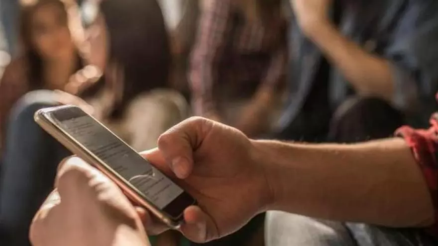 Esto siempre lo llevas activado en tu móvil, pero deberías desactivarlo porque es malo