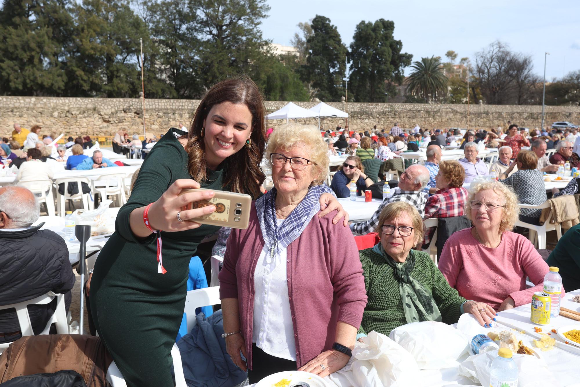 Paellas organizadas por la concejalía de atención a personas mayores del Ayuntamiento de València