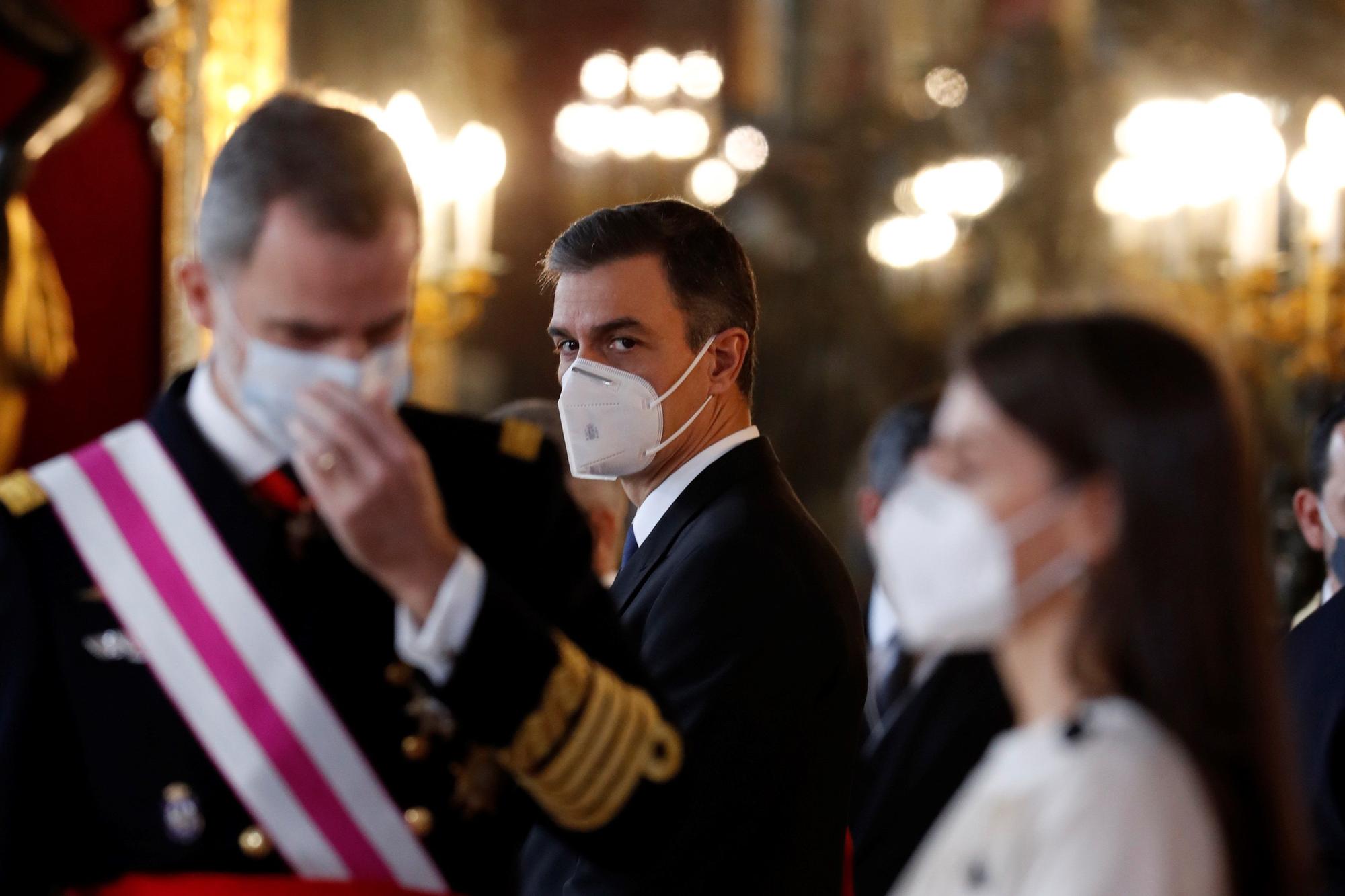 Pedro Sánchez con Felipe VI y la reina Letizia