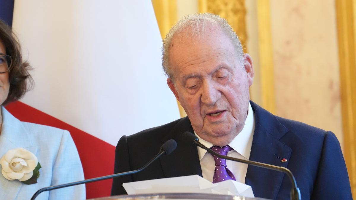 El Rey Emérito de España, Juan Carlos I, pronuncia un discurso durante la 35ª edición de la "Journée du Livre Politique", un evento anual dedicado a los libros de política, en la Asamblea Nacional de Francia en París El Rey Emérito de España, Juan Carlos I, pronuncia un discurso durante la 35ª edición de la "Journée du Livre Politique", un evento anual dedicado a los libros de política, en la Asamblea Nacional de Francia en París