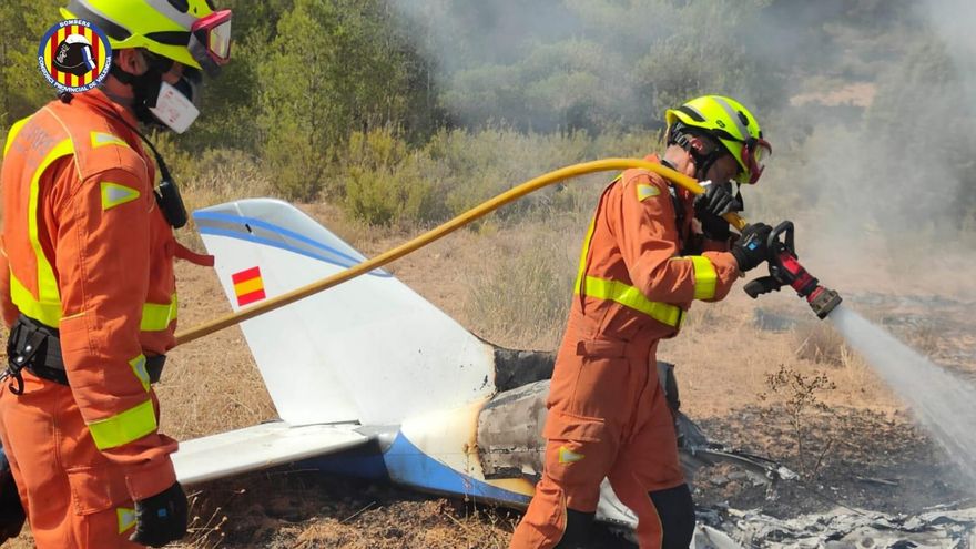 Dos muertos en el accidente de una avioneta en la localidad valenciana de Requena