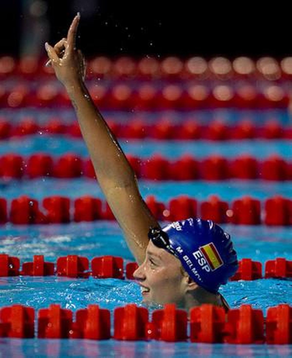 Mireia Belmonte, eufòrica al guanyar la medalla de plata en 400 metres estils Mireia Belmonte, eufòrica al guanyar la medalla de plata en 400 metres estils
