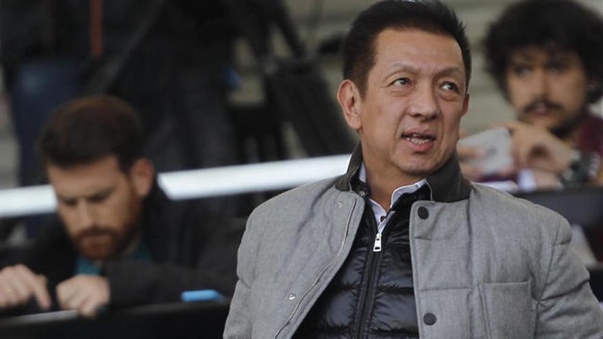 Peter Lim se lo piensa